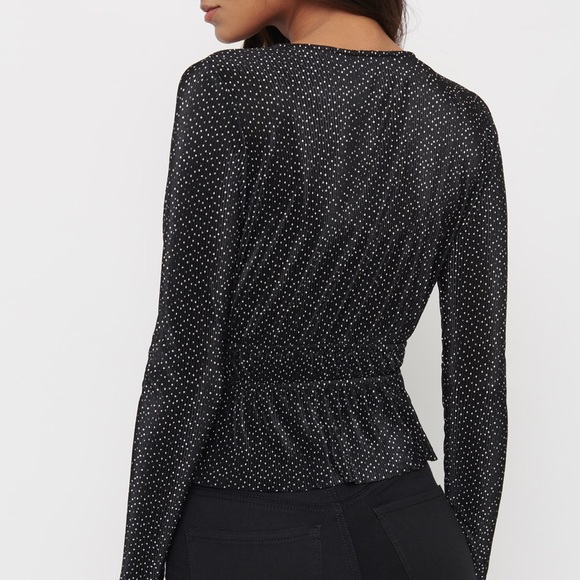 NWOT Dynamite - Long Sleeve Peplum Top - Picture 2 of 2